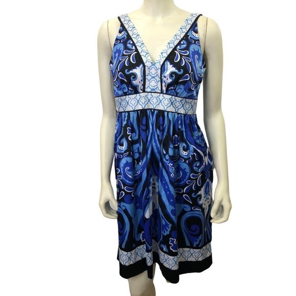 ECI NEW YORK V NECK SLEEVELESS SATIN DRESS SZ 6 - Picture 2 of 8